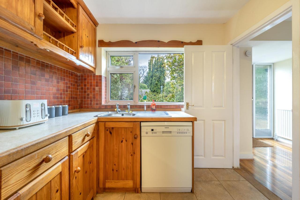 Pierocks Carver Entire House, Hot Tub & Wifi High Wycombe Bagian luar foto